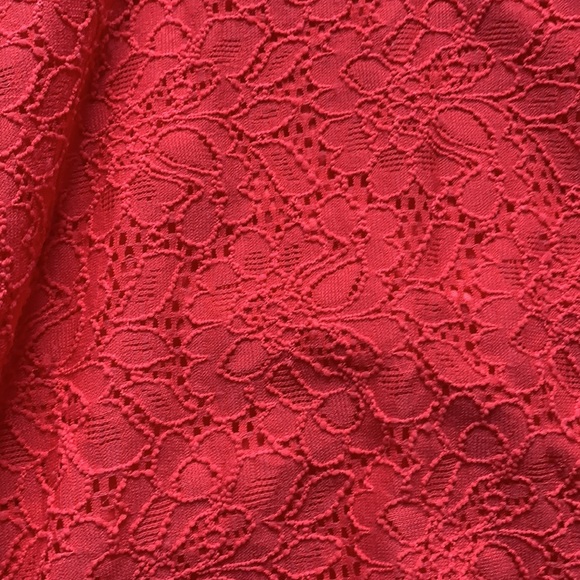 Women’s Dress - Picture 2 of 6